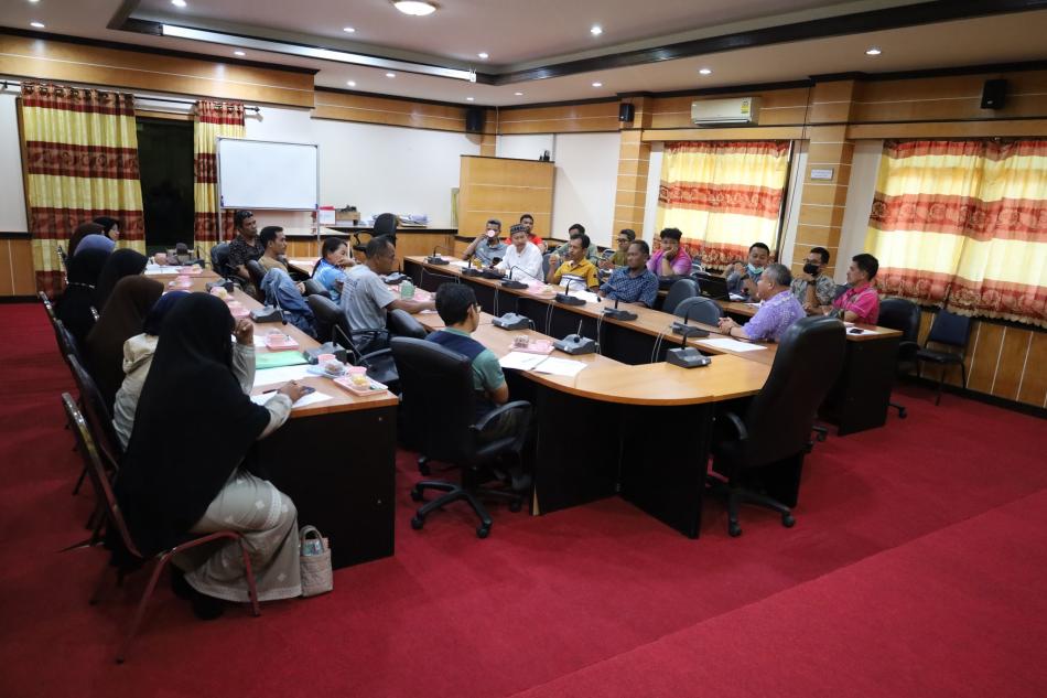 ประชุมเพื่อเตรียมความพร้อมในการจัดโครงการ อบต.